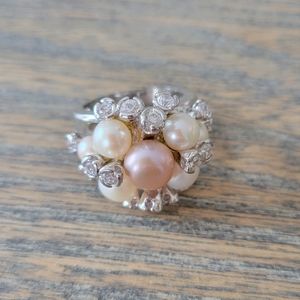 Pearl Cluster Ring